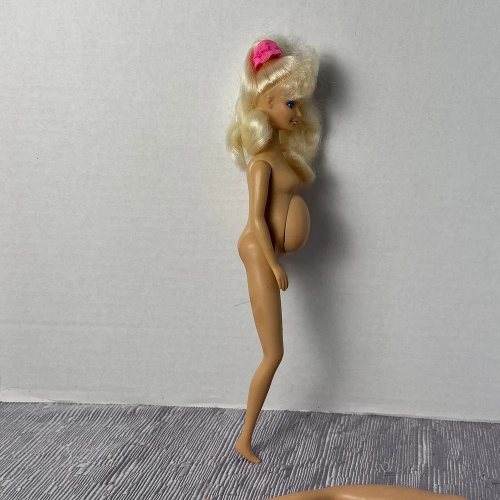 Vintage The Mommy-To-Be Doll 12in Pregnant Fashion Doll Baby Figure Outfit Box